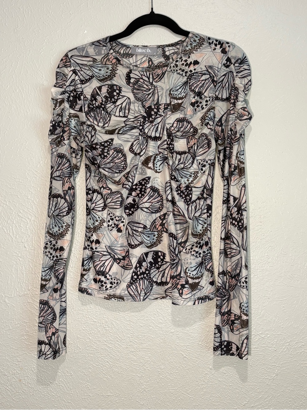 NWOT Blue b. Collection Butterfly Print Long-Sleeve Top, Size-M